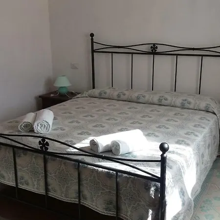 Sa E Padedda Farm stay *
